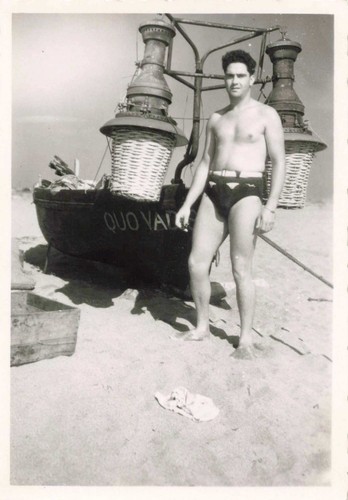 Ancienne photographie jeune - ancienne,