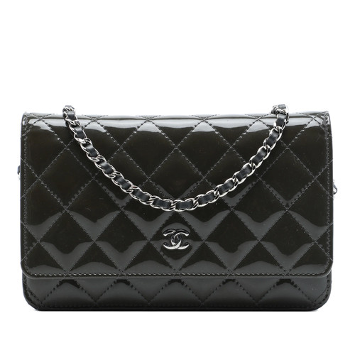 Chanel matelassé wallet - wallet, on