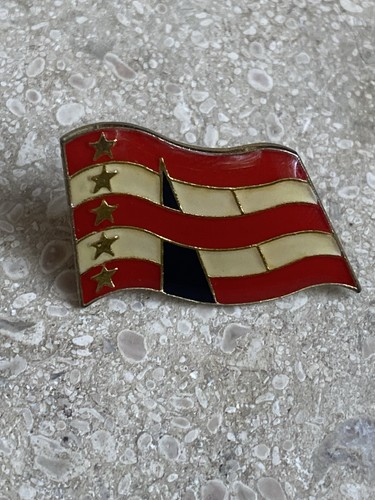Pin drapeau - pin’s,