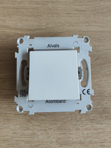 Bouton poussoir alvais - bouton,
