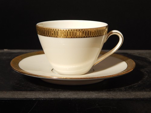 Ancienne tasse café en - À,