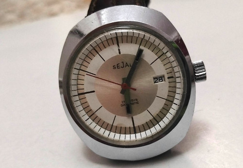 Montre mecanique sejal avec - mecanique,