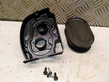 Briggs & Stratton 600 E Series 093J02 0007H1 - Embase de filtre à air 590553