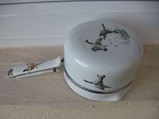 CASSEROLE BEC VERSEUR PORCELAINE DE PARIS Décor CANARDS  13,4 cm diamètre