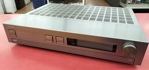 Amplificateur tuner onkyo r200 - amplificateur,