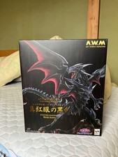 Demi figurine dragon noir aux