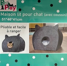 Panier, maison pour chat gris