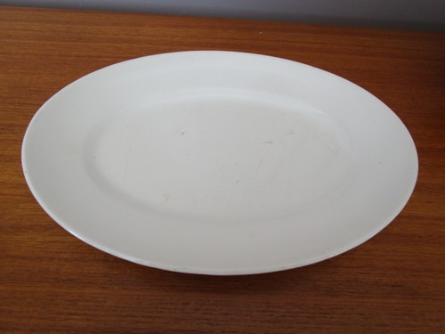 Plat ovale blanc ancien - ancien, de