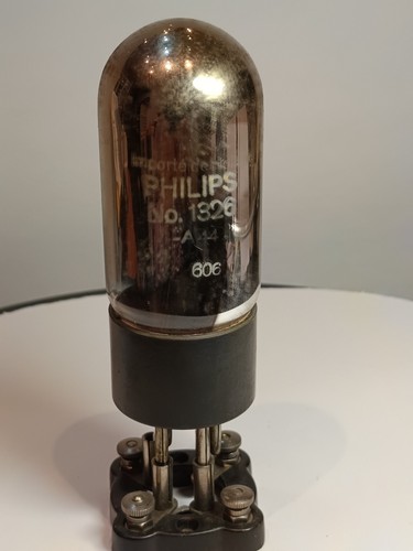 Radio tsf tube philips 1326 - radio,