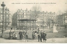 PARIS 11eme arrondissement   square Parmentier le kiosque a musique