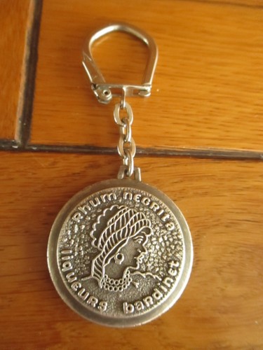 Porte clé vintage rhum - porte,