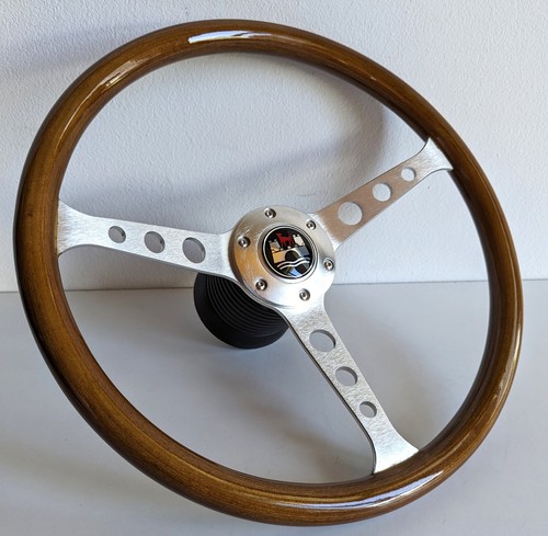 Volant bois chromé convient
