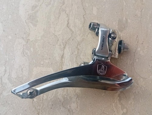 Dérailleur avant rapide