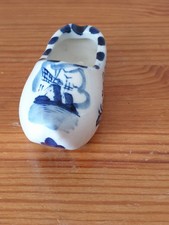 Petit sabot en céramique de Delft peint main 3x7 cm