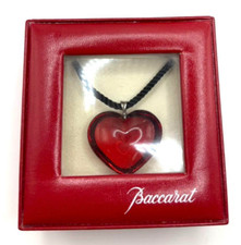 Collier ras du cou pendentif