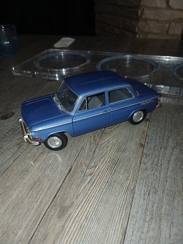 Nsu bleu bon etat - 1/18,