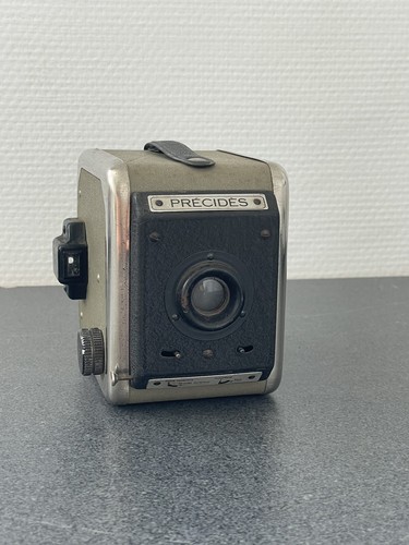 Appareil photo ancien type box