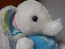 DOUDOU ELEPHANT   BOULGOM