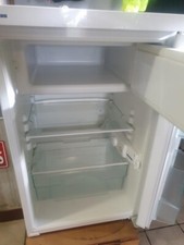 Vend réfrigérateur table top liebherr blanc excellent état