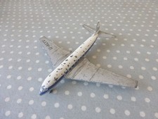 Dinky toys avion 702 DH Comet