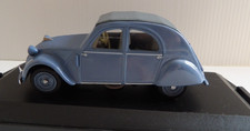 1/43 CITROEN 2cv ENGLAND 1953 - 1954 VITESSE sur socle