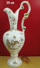 Grande aiguière Moustiers, décor Olerys à l'oiseau, 39 cm