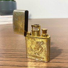 Briquet Vintage The American Eagle – Métal Doré Usé – Style Militaire Années 70