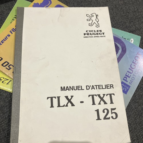 Ancien catalogue pieces manuel - catalogue,