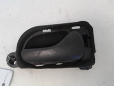 Poignee interieur avant droit