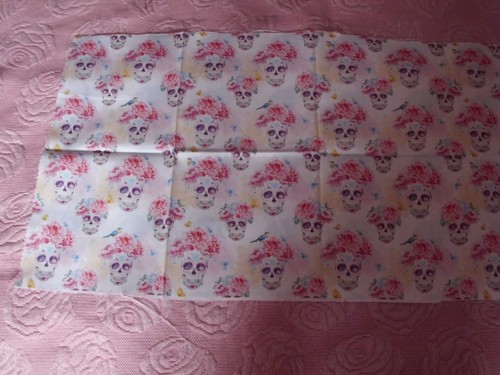 Coupon tissu tête de - ,