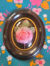 PETIT CADRE OVALE NOIR ROSE RELIEF 3d    ?