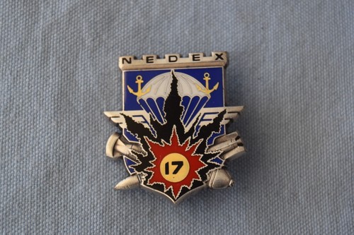 Pucelle insigne militaire - pucelle,