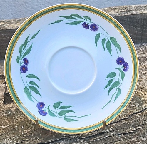 Grande soucoupe tasse modèle - grande,