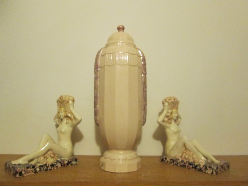 Groupe vase sculpture - vase,