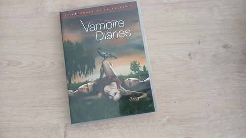 Vampire diaries saison dvd - vampire,