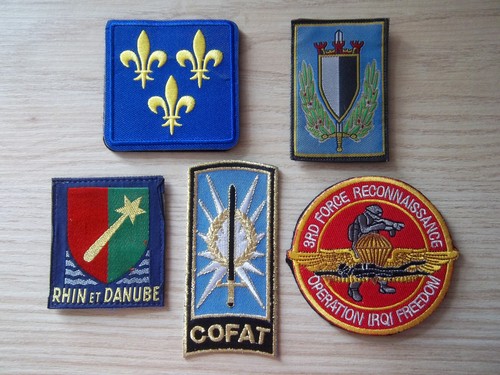Lot écussons militaire