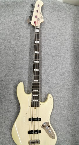 Guitare basse électrique