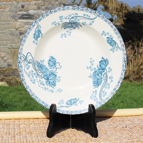 Ancienne assiette creuse - , en