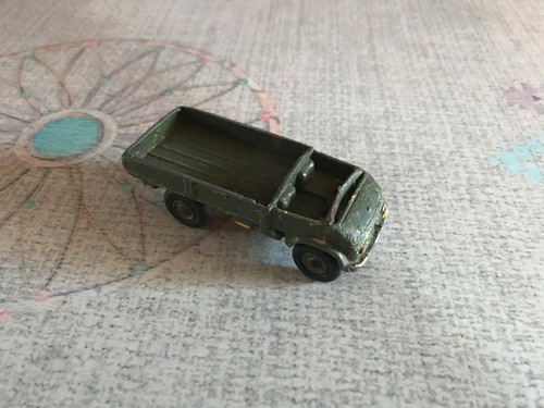 Ancienne voiture miniature - voiture,