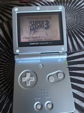 Nintendo Game Boy Advance SP