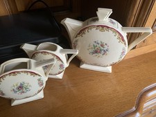 Cafetière en faïence