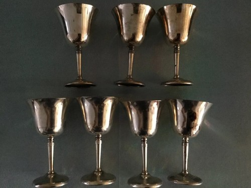 Vtg set wine - of,