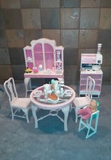 Lot de meubles Barbie vintage 1978 et 1984 Collection 