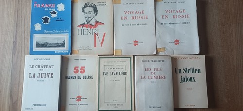 Lot livres assez anciens - 13,