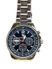 montre Lip chrono fond acier