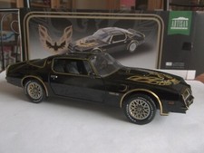 Greenlight 19098 - Pontiac Firebird Trans Am 1977 - Échelle 1/18 - NEUF