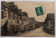 Pleine Fougères (Aube) - La Rue de la Gare - Commerces dans le Fond