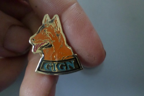 Broche pin badge chien - broche,