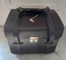 GRAND SAC NOIR AVEC CLE INFIRMIERE COIFFEUSE A DOMICILE OU AUTRE METIER