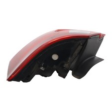 Feu arriere principal droit